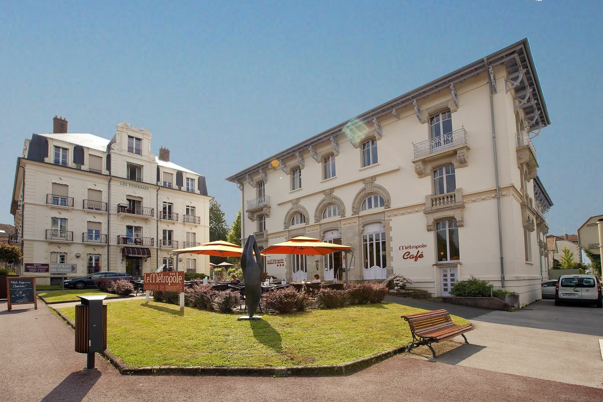 Garden & City Luxeuil Ex Le Metropole Et Les Thermes Exterior photo
